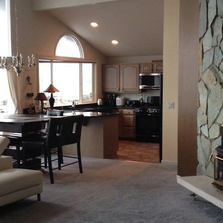 Camano Island Waterfront Vacation Rental Екстериор снимка